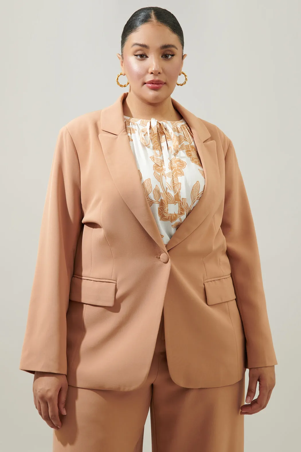 Chelsea Fitted Notch Lapel Blazer Curve