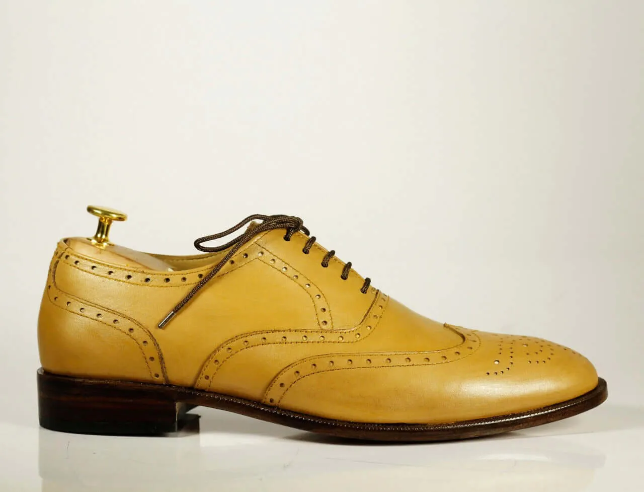 Handmade Men's Sand Color Wing Tip Brogue Leather Lace Up Shoes, Men Designer Dress Formal Shoes