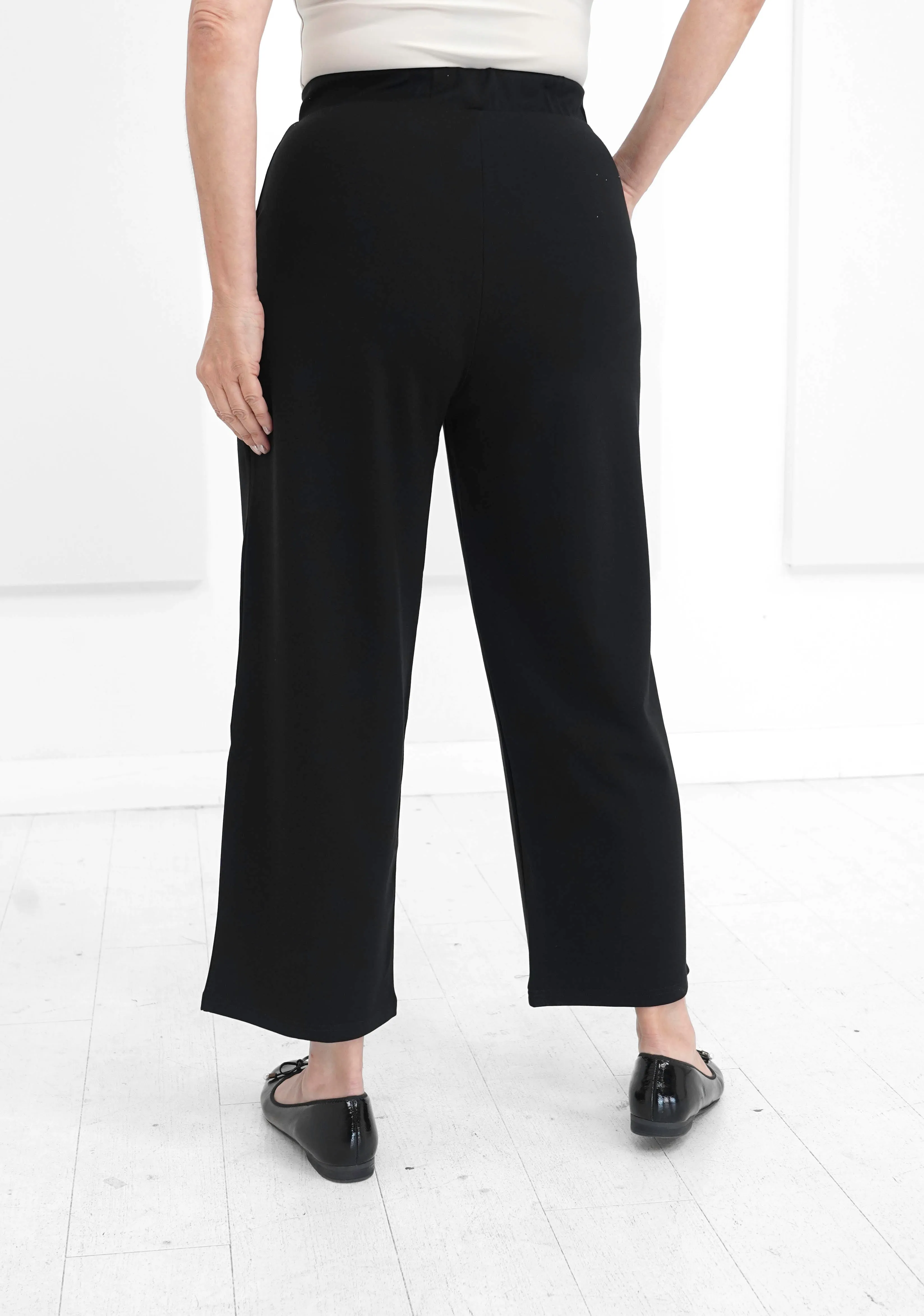 Shepherd's - Compass Crop Pant